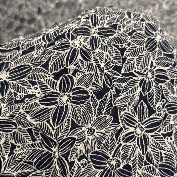 Old Navy Spaghetti Strap Navy and White Floral Sun Dress Size Large - Picture 4 of 6